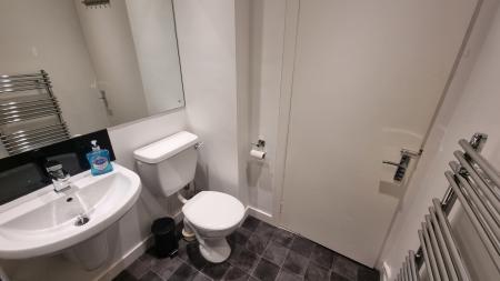 1 bedroom Flat to let in Wallfield Crescent, Rosemount, Aberdeen, AB25