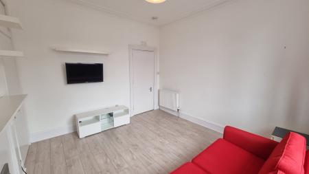 1 bedroom Flat to let in Wallfield Crescent, Rosemount, Aberdeen, AB25