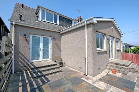 5 bedroom Semi-detached house for sale in Hilton Street, Aberdeen, AB24