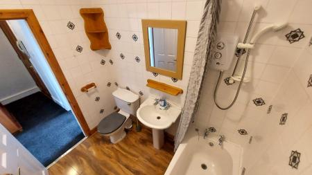 1 bedroom Flat to let in Union Grove, Aberdeen, AB10