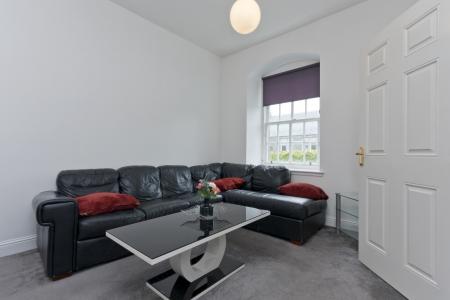 2 bedroom Flat to let in Mary Elmslie Court, The City Centre, Aberdeen, AB24