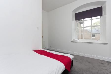 2 bedroom Flat to let in Mary Elmslie Court, The City Centre, Aberdeen, AB24
