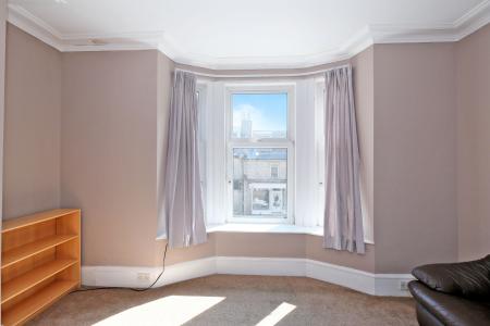 2 bedroom Flat for sale in Holburn Street, Aberdeen, AB10