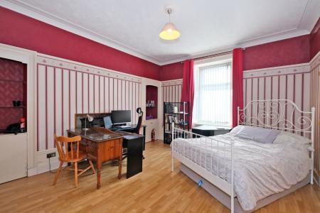 8 bedroom Terraced House for sale in Bon Accord Street, The City Centre, Aberdeen, AB11