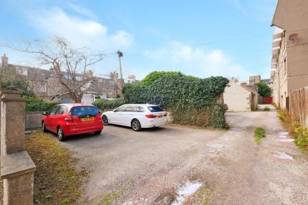 8 bedroom Terraced House for sale in Bon Accord Street, The City Centre, Aberdeen, AB11