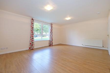 3 bedroom Flat for sale in Mary Elmslie Court, King Street, The City Centre, Aberdeen, AB24