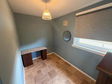 3 bedroom Flat to let in Cornhill Gardens, Cornhill, Aberdeen, AB16