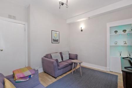 1 bedroom Flat for sale in Ashvale Place, Holburn, Aberdeen, AB10