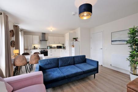 2 bedroom Flat for sale in Mill Drive, Bucksburn, Aberdeen, AB21