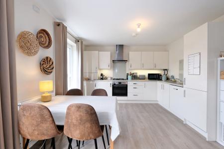 2 bedroom Flat for sale in Mill Drive, Bucksburn, Aberdeen, AB21