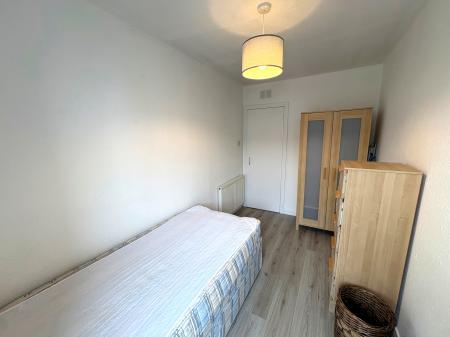 2 bedroom Flat to let in 316