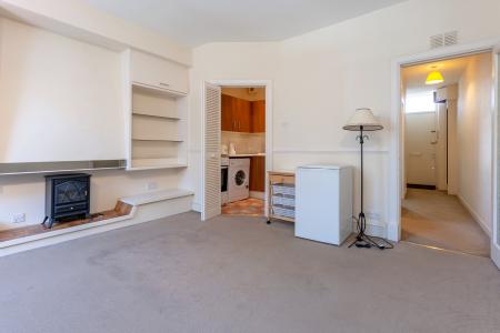 1 bedroom Flat to let in Richmond Street, Rosemount, Aberdeen, AB25