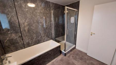 3 bedroom Flat to let in Headland Court, Aberdeen, AB10