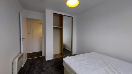 3 bedroom Flat to let in Headland Court, Aberdeen, AB10