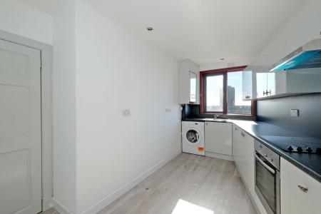 2 bedroom Flat for sale in Rosemount Place, Rosemount, Aberdeen, AB25