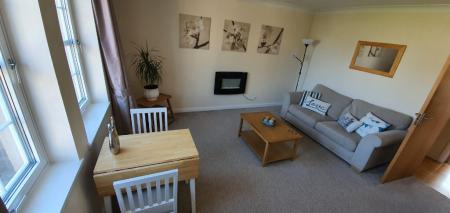 2 bedroom Flat to let in Picardy Court, The City Centre, Aberdeen, AB10