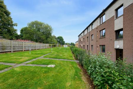 2 bedroom Flat for sale in 176 Morrison Drive, Aberdeen, AB10