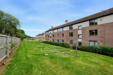 2 bedroom Flat for sale in 176 Morrison Drive, Aberdeen, AB10