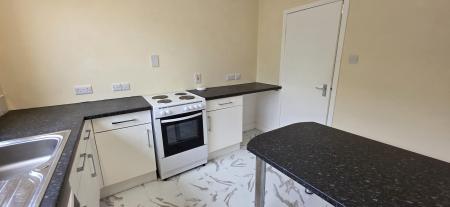 2 bedroom Flat to let in Old Station Road, Inverurie, AB51