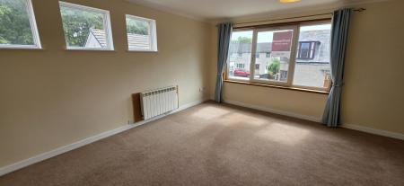 2 bedroom Flat to let in Old Station Road, Inverurie, AB51