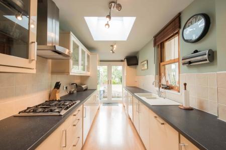 3 bedroom Terraced House to let in Ferryhill Road, Ferryhill, Aberdeen, AB11