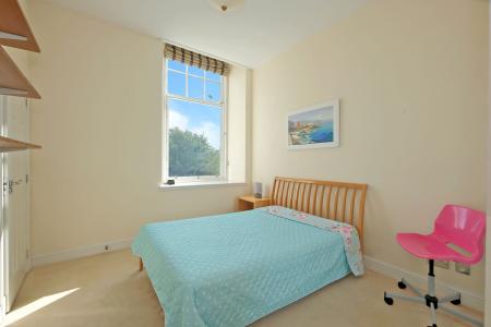 2 bedroom Flat for sale in 117 Mary Elmslie Court, King Street, The City Centre, Aberdeen, AB24
