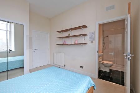 2 bedroom Flat for sale in 117 Mary Elmslie Court, King Street, The City Centre, Aberdeen, AB24