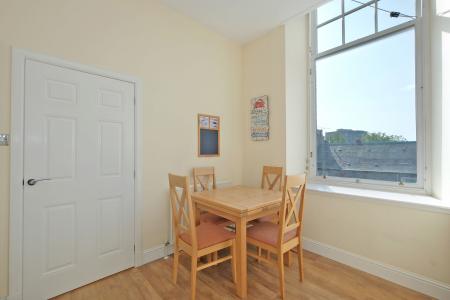2 bedroom Flat for sale in 117 Mary Elmslie Court, King Street, The City Centre, Aberdeen, AB24