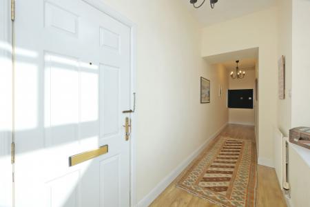 2 bedroom Flat for sale in 117 Mary Elmslie Court, King Street, The City Centre, Aberdeen, AB24