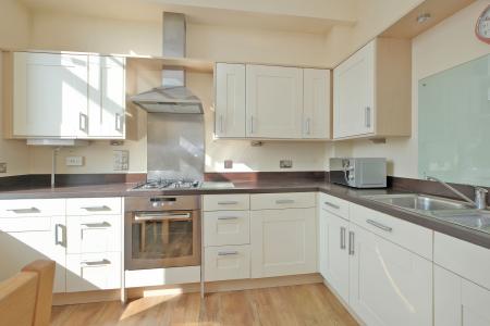 2 bedroom Flat for sale in 117 Mary Elmslie Court, King Street, The City Centre, Aberdeen, AB24