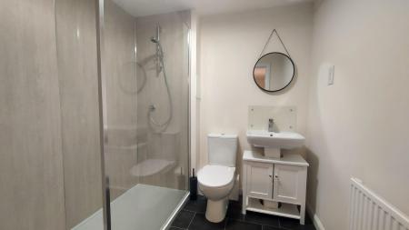 2 bedroom Flat to let in Mill Drive, Bucksburn, Aberdeen, AB21