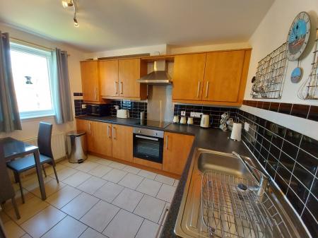 2 bedroom Flat to let in Holburn Street, The City Centre, Aberdeen, AB10