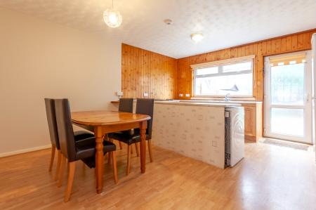 2 bedroom Terraced House to let in Orchard Walk, Old Aberdeen, Aberdeen, AB24