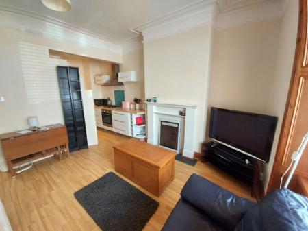1 bedroom Flat to let in Hartington Road, The West End, Aberdeen, AB10