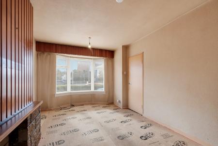 2 bedroom Semi-detached house for sale in 18 Derbeth Crescent, Aberdeen, AB16