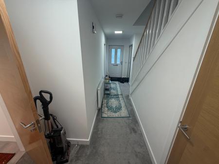 3 bedroom Semi-detached house to let in Southview Gardens, Nigg, Aberdeen, AB12