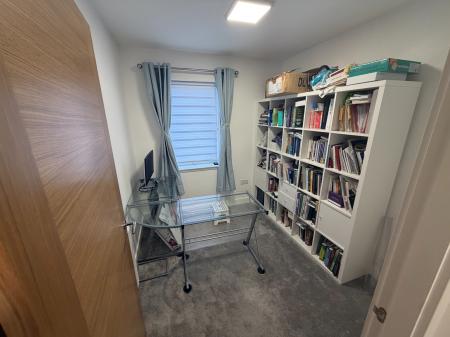 3 bedroom Semi-detached house to let in Southview Gardens, Nigg, Aberdeen, AB12