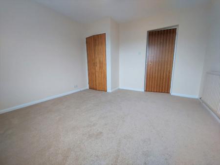 2 bedroom Flat to let in Gairn Road, Holburn, Aberdeen, AB10