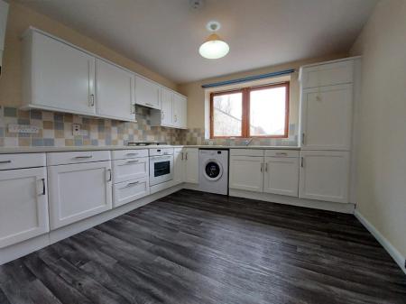 2 bedroom Flat to let in Gairn Road, Holburn, Aberdeen, AB10