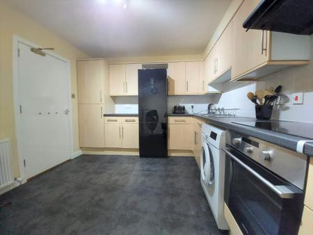 2 bedroom Flat to let in Diamond Street, The City Centre, Aberdeen, AB10