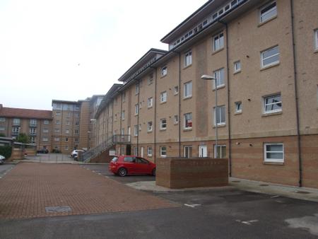 2 bedroom Flat to let in Links Road, The Beach, Aberdeen, AB24