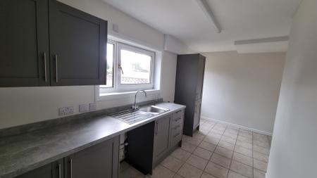 3 bedroom Terraced House to let in Springhill Road, Aberdeen, AB16
