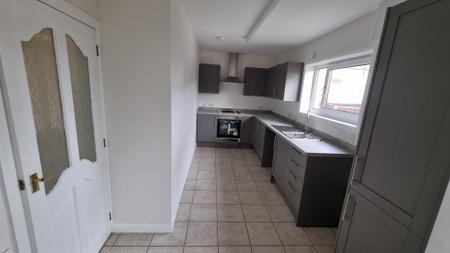 3 bedroom Terraced House to let in Springhill Road, Aberdeen, AB16