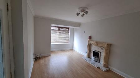 3 bedroom Terraced House to let in Springhill Road, Aberdeen, AB16