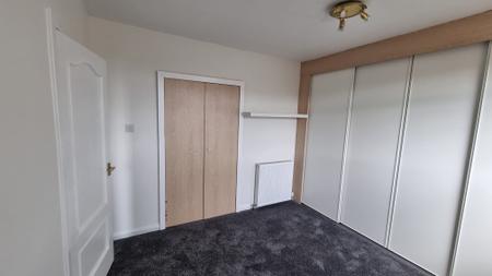 3 bedroom Terraced House to let in Springhill Road, Aberdeen, AB16
