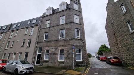 2 bedroom Flat to let in Urquhart Road, Aberdeen, AB24