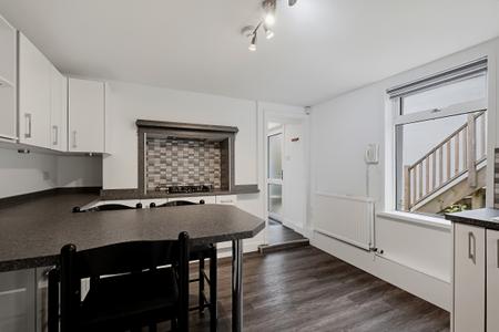 3 bedroom Ground floor maisonette for sale in 77 Westburn Road, Aberdeen, AB25