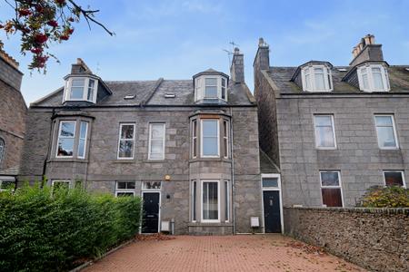 3 bedroom Ground floor maisonette for sale in 77 Westburn Road, Aberdeen, AB25