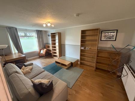 Ash-Hill Road, Foresterhill, Aberdeen, AB16