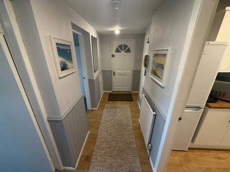2 bedroom Flat to let in Ash-Hill Road, Foresterhill, Aberdeen, AB16